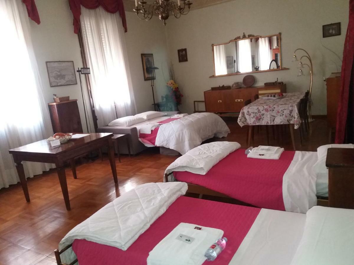 Da Selly Bed & Breakfast Мантова Екстериор снимка